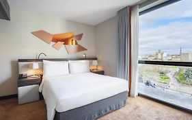 Doubletree By Hilton Paris Boulogne